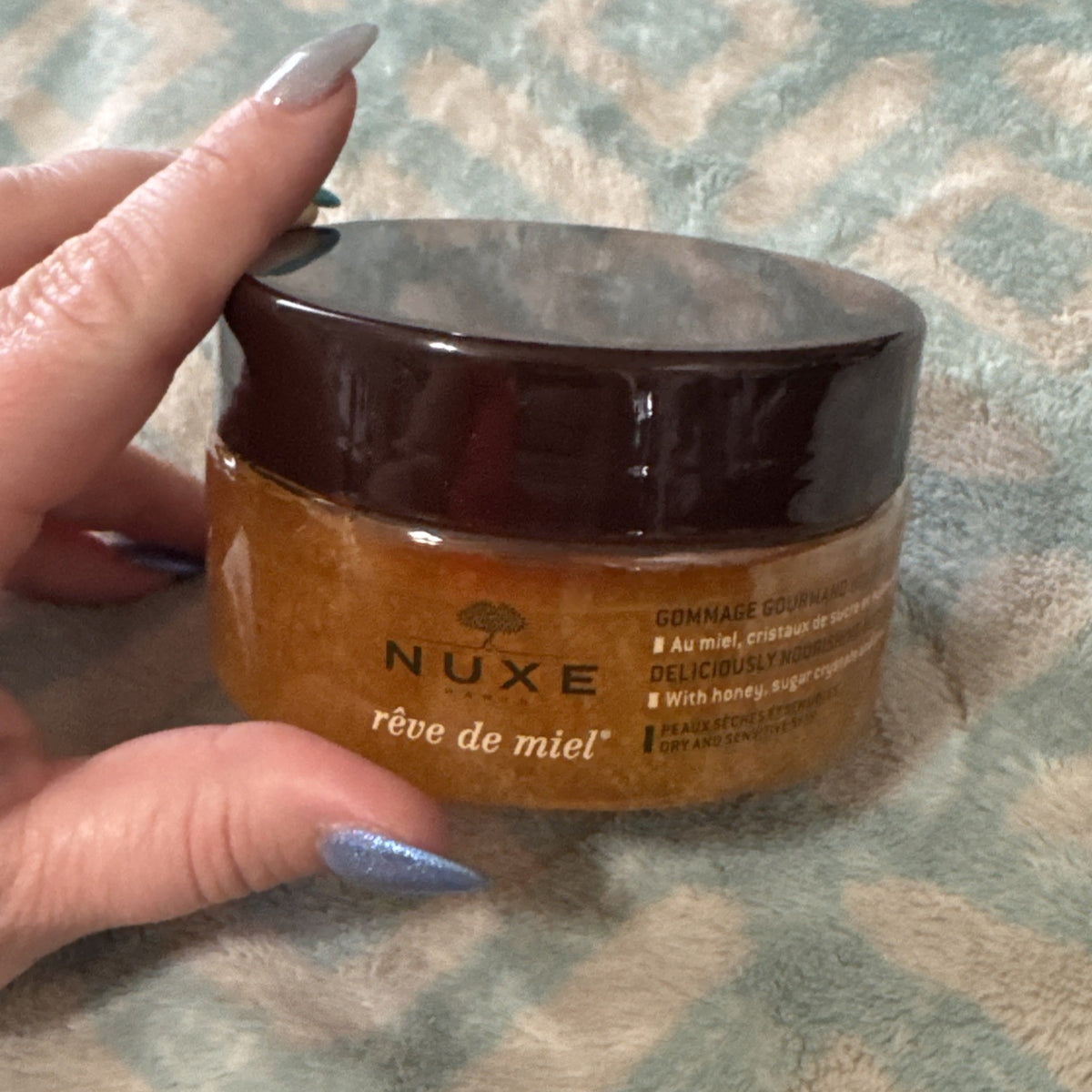Nuxe Reve de Miel Body Scrub 175ml 6.7 Oz. SEALED !! Honey, And Sugar