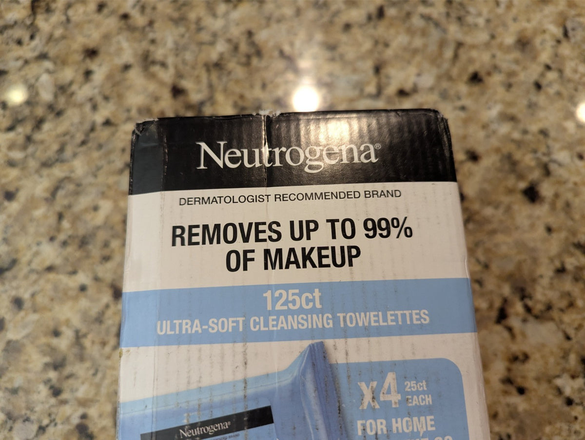 Neutrogena Makeup Remover Wipes 125 Count - Ultra-Soft Cleansing Towelettes, 5 Pack