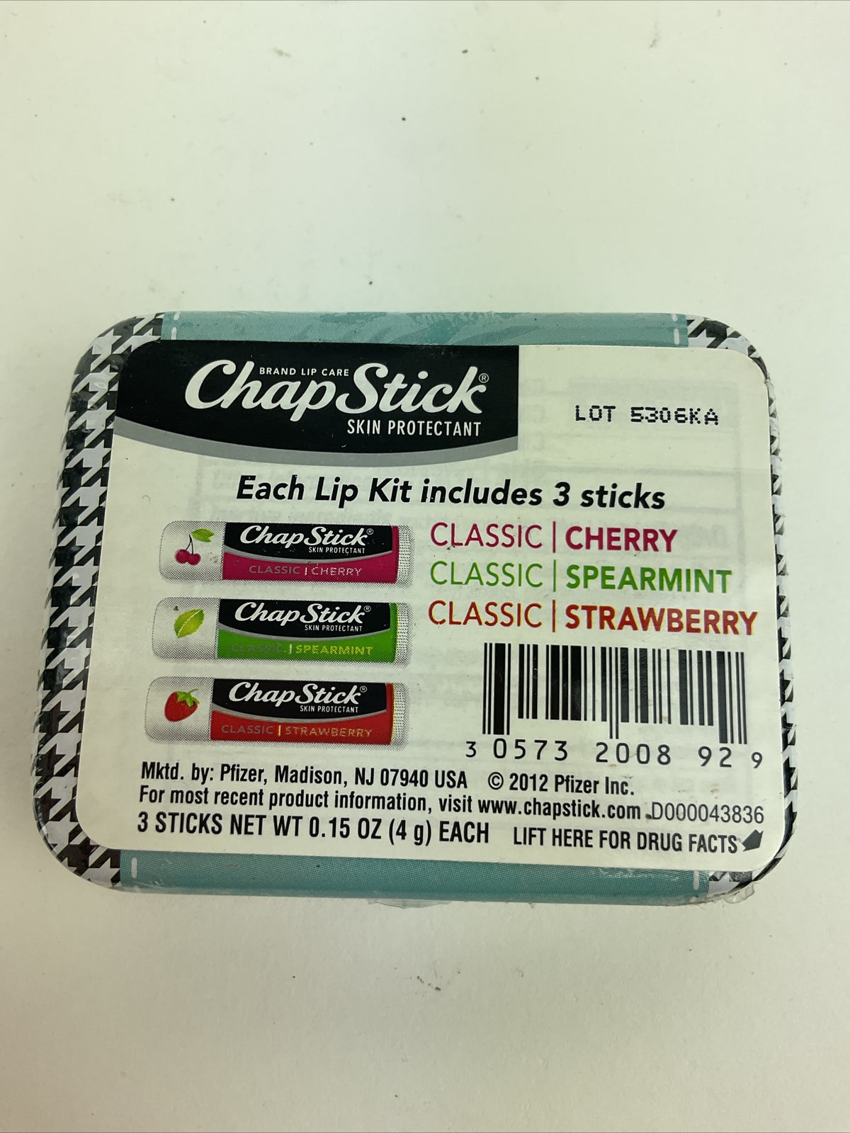 Chap Stick Classic Lip Balm Set - 3 Pack Houndstooth Tin Cherry Spearmint Strawberry
