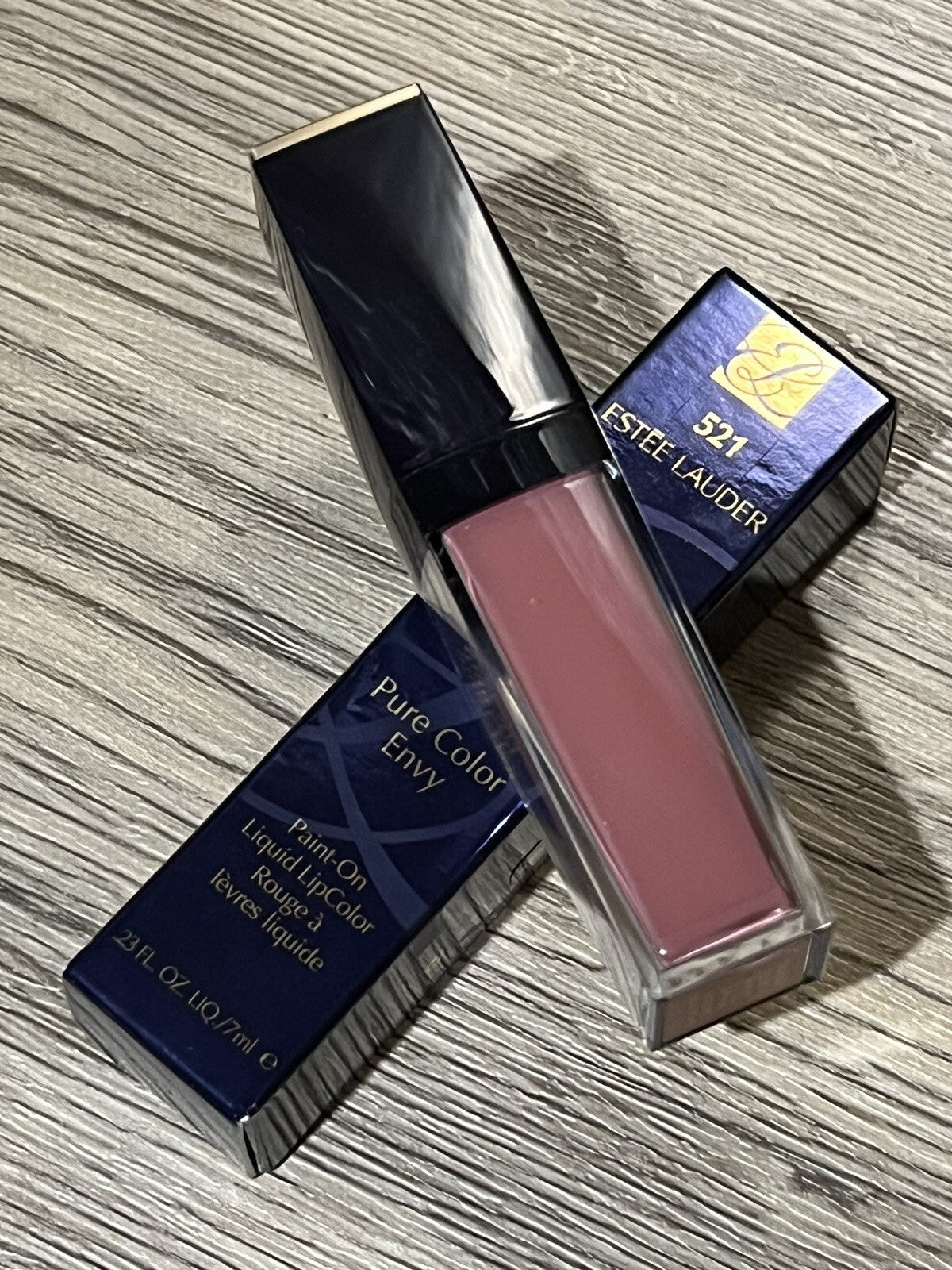 Estee Lauder Pure Color Envy Liquid Lipstick 521 Sweet Nothing