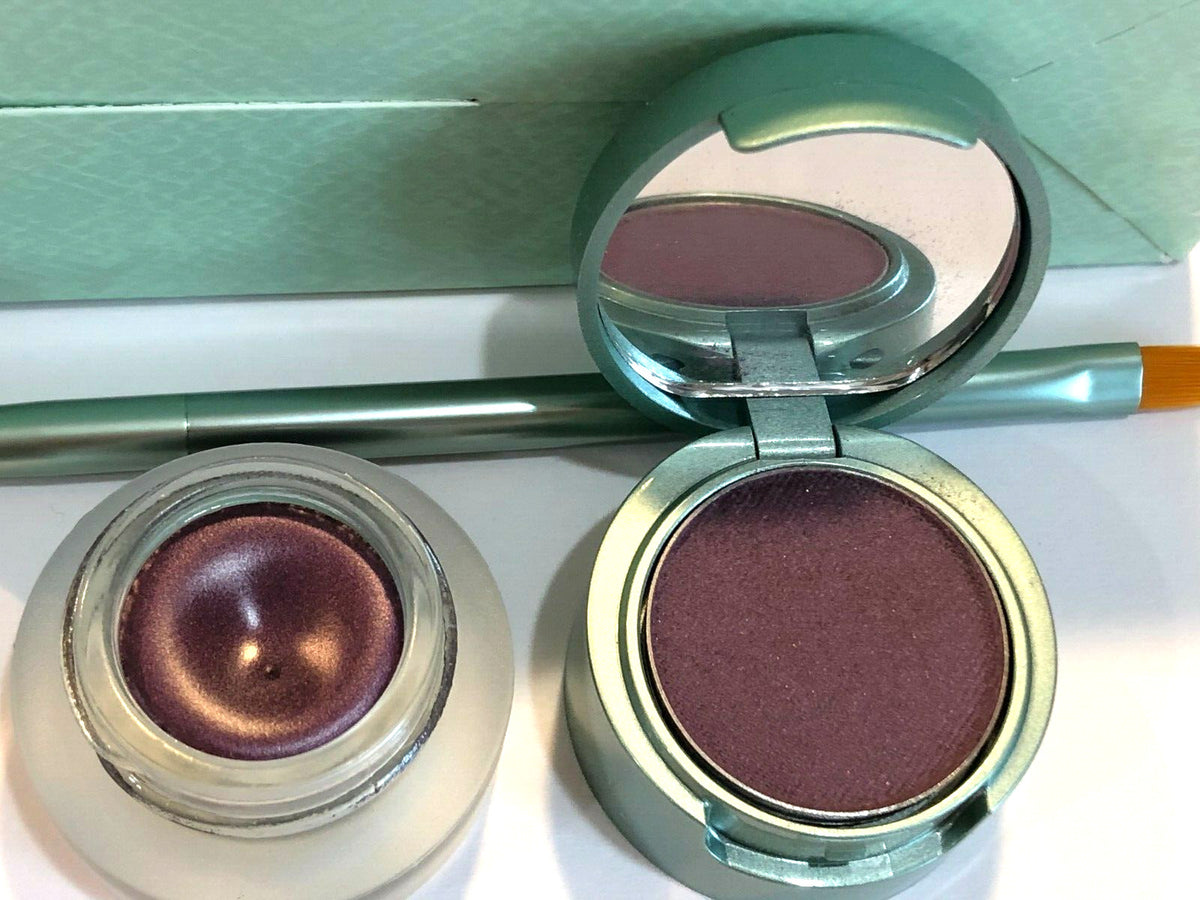 Silk Eye Defining System with Eyeliner and Eyeshadow Duo - Dreamy Plum