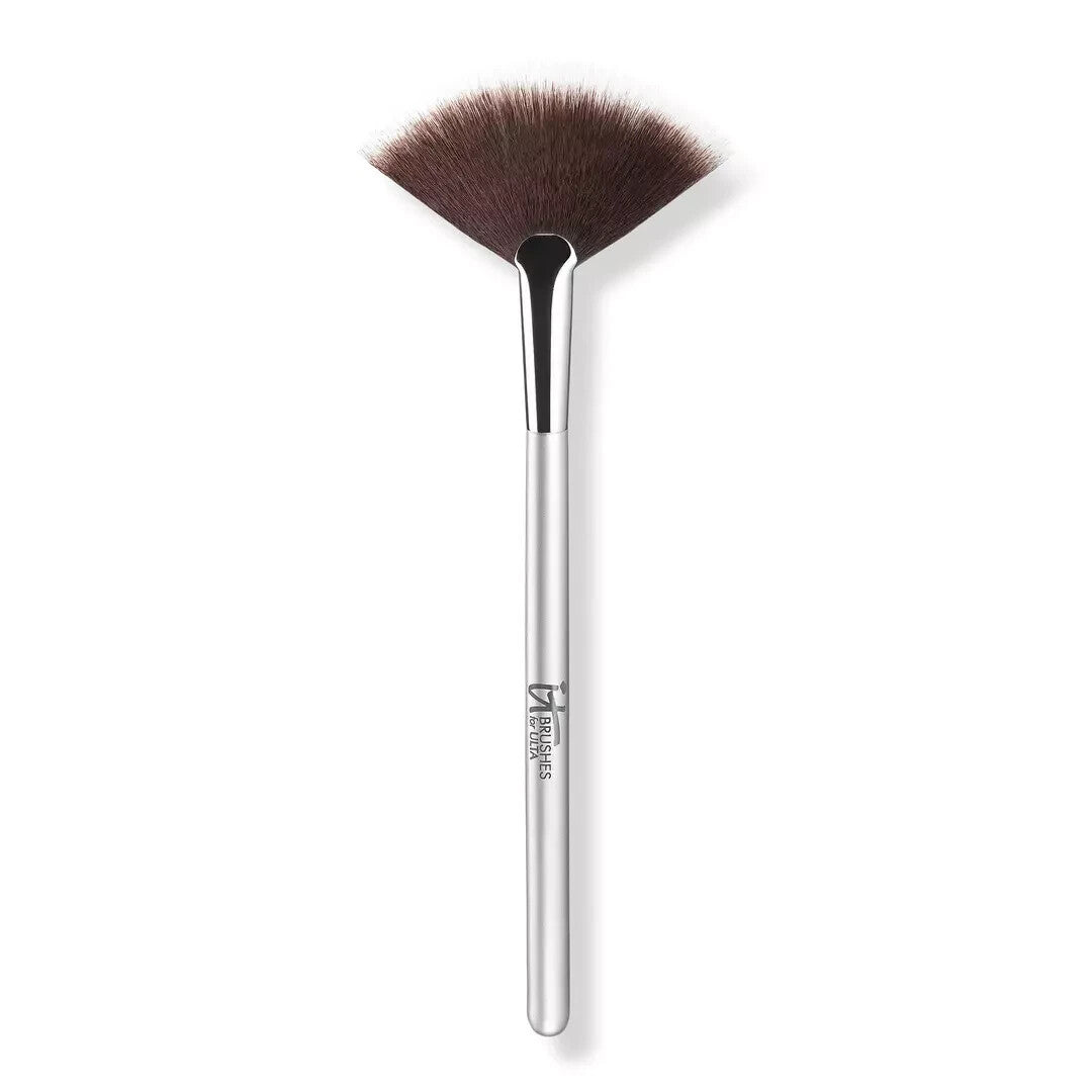 Airbrush Radiance Fan Cheek Brush #116 - Sealed Makeup Tool