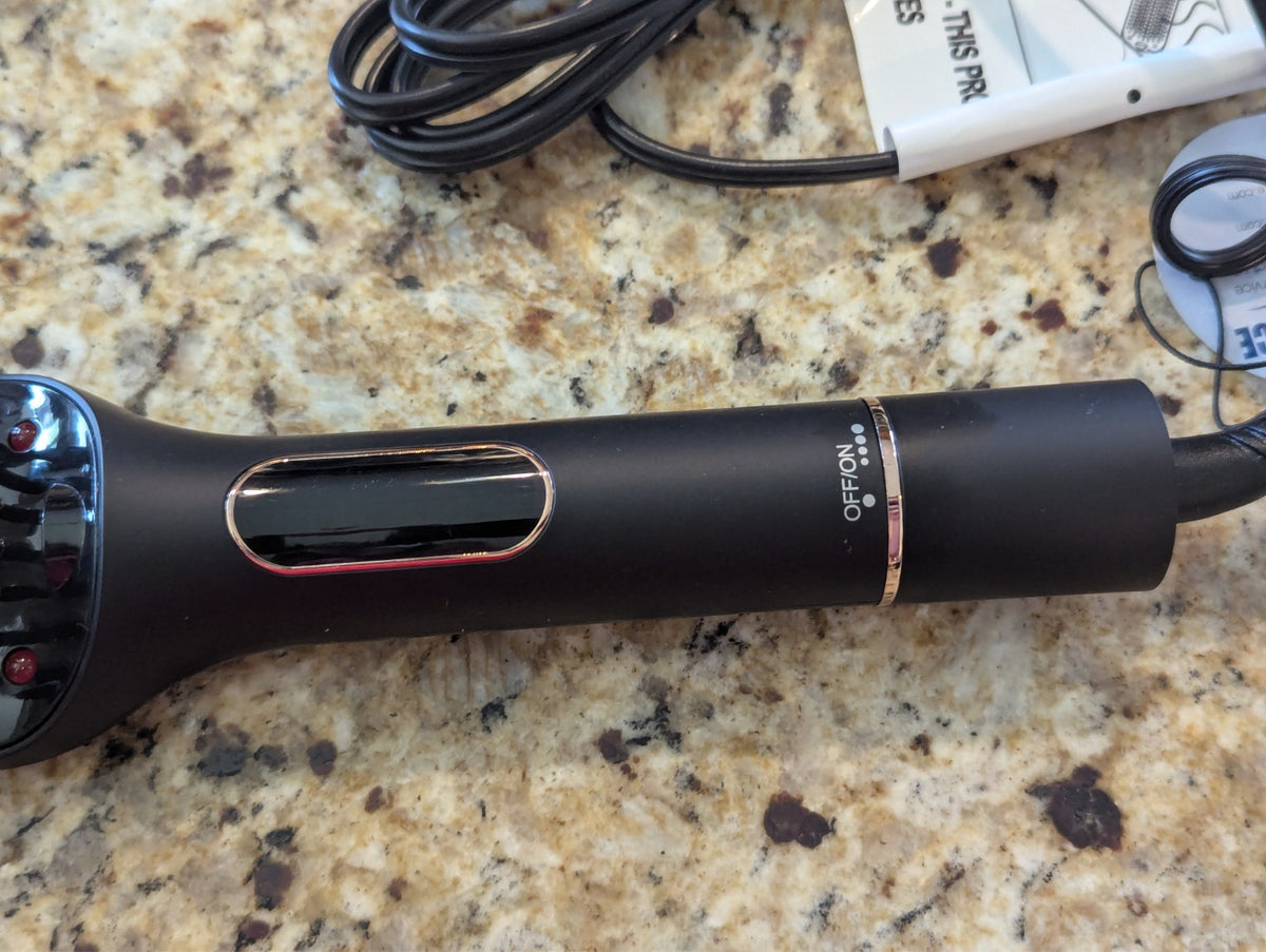 Hair Straightener Brush HS-225 with 6 Temperature Settings - Black Gold Travel-Ready
