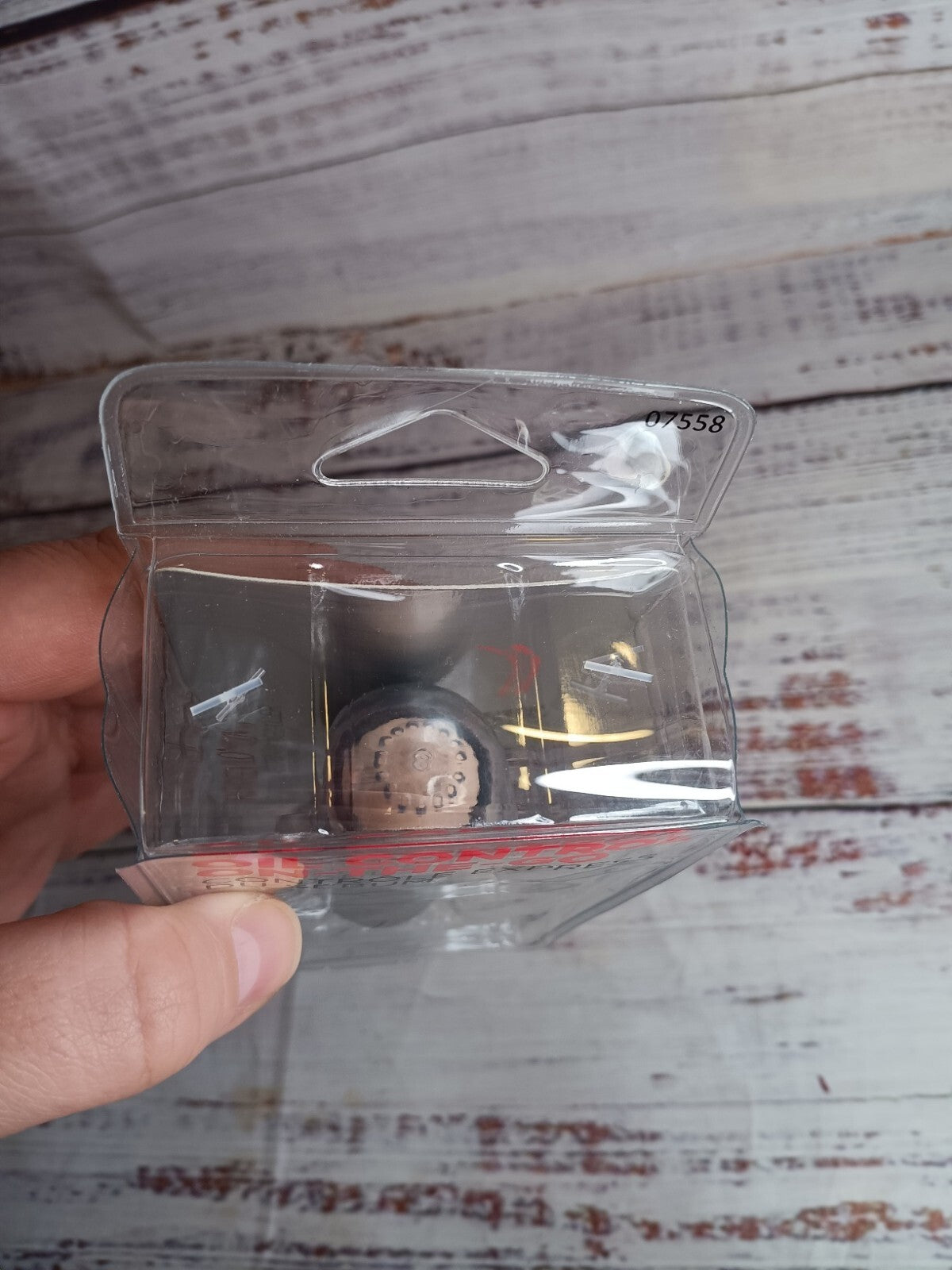 Revlon Oil-Absorbing Facial Roller - Reusable Oil Control Tool for On-the-Go Beauty