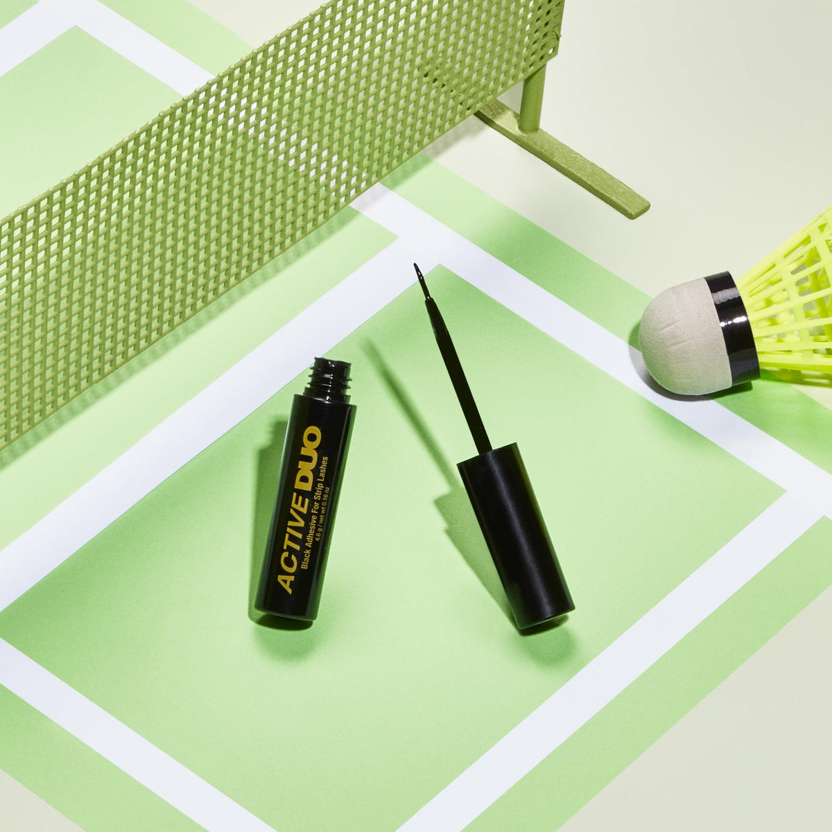 Long-Lasting Black Eyelash Adhesive for Strip Lashes - Active Wear, Waterproof