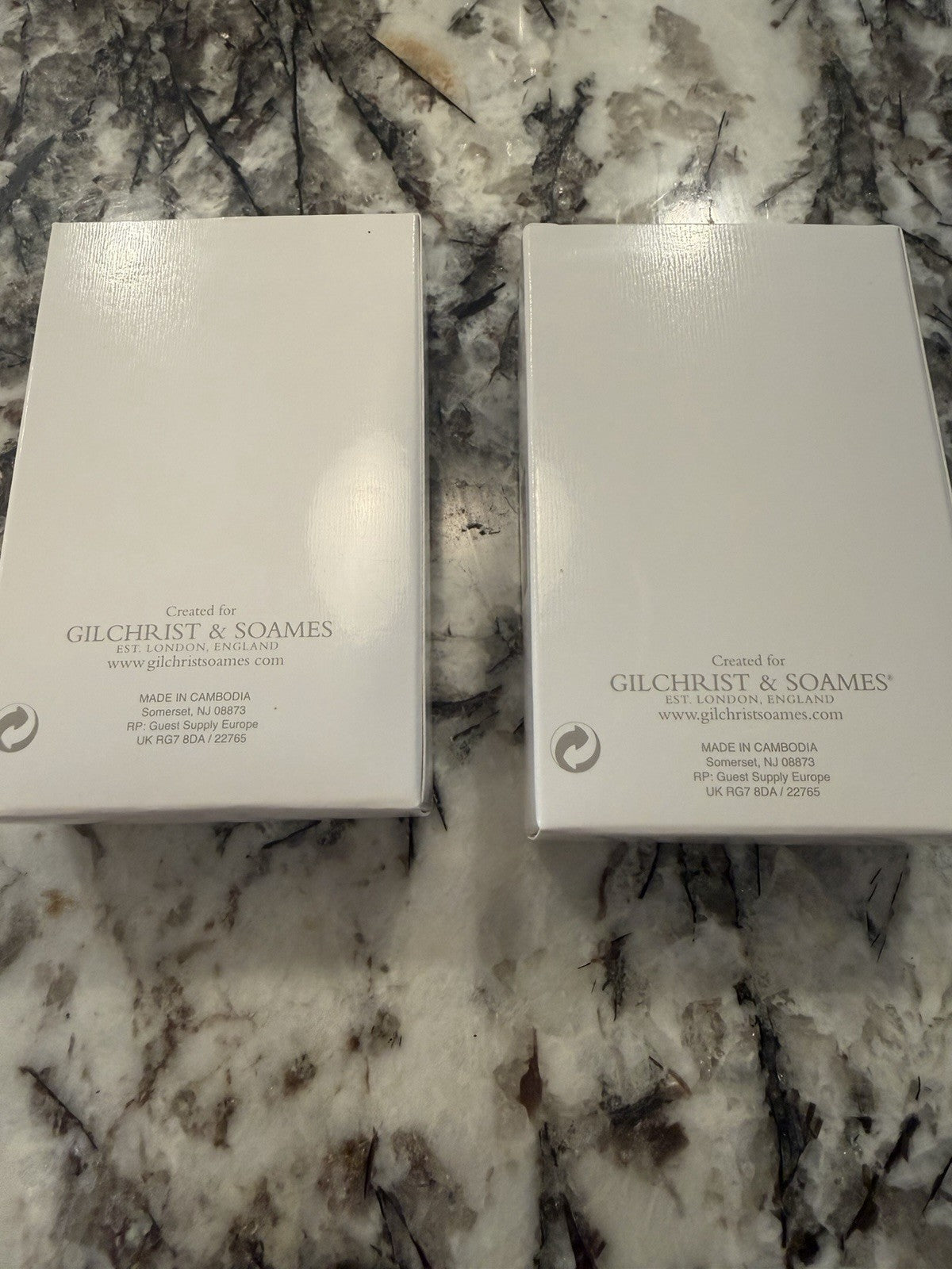 Gilchrist & Soames Shower Cap & Shoe Mittens Set - New
