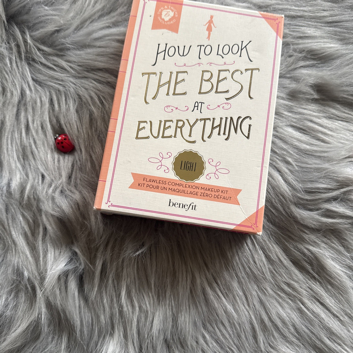 Mini Champagne Powder Brush for Face Makeup - Benefit Boi-ing 01 & 02