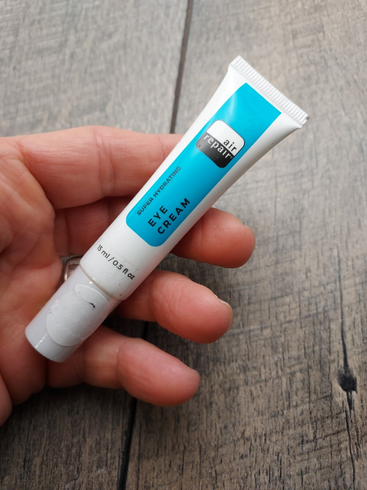 Super Hydrating Eye Cream 0.5oz - Sealed Moisturizer for Dark Circles