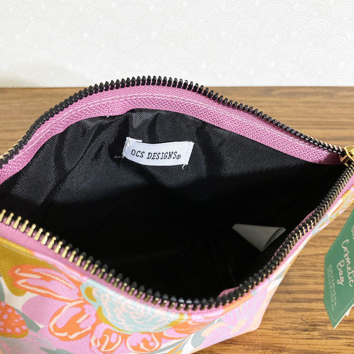 Earthy Floral Cosmetic Bag with Zip Closure - Travel Organizer Pouch for Makeup & Toiletries