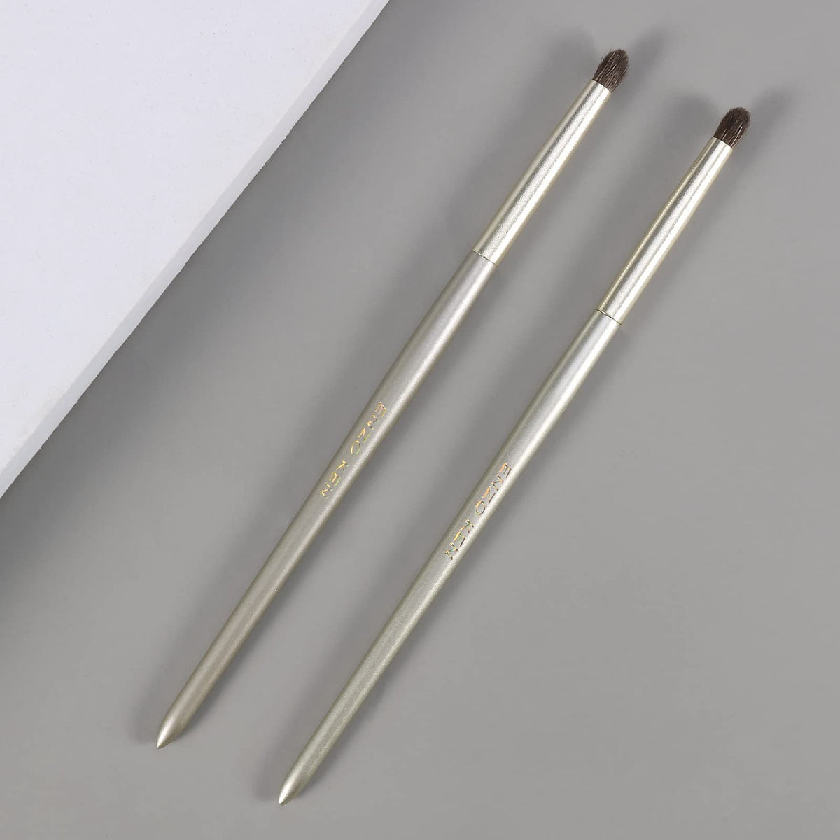 Natural Pony Hair Eye Shadow Blending Brush for Precise Makeup