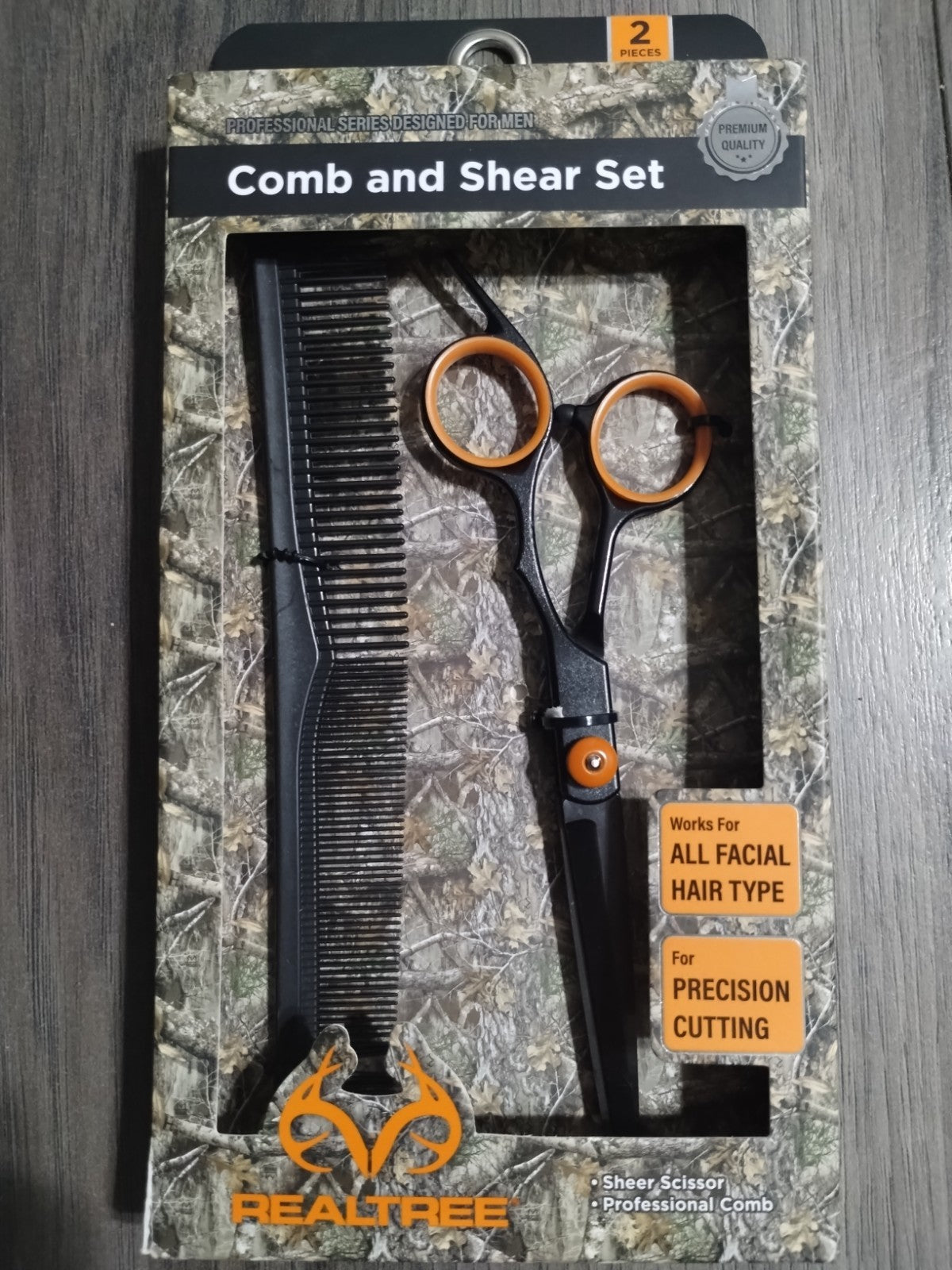 Realtree Comb and Shear Set for Lawn and Garden Equipment