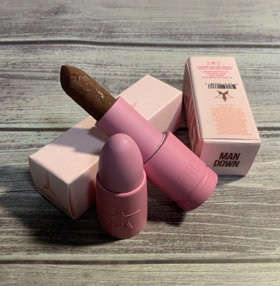 Jeffree Star Velvet Trap Lipstick in Man Down - New & Sealed