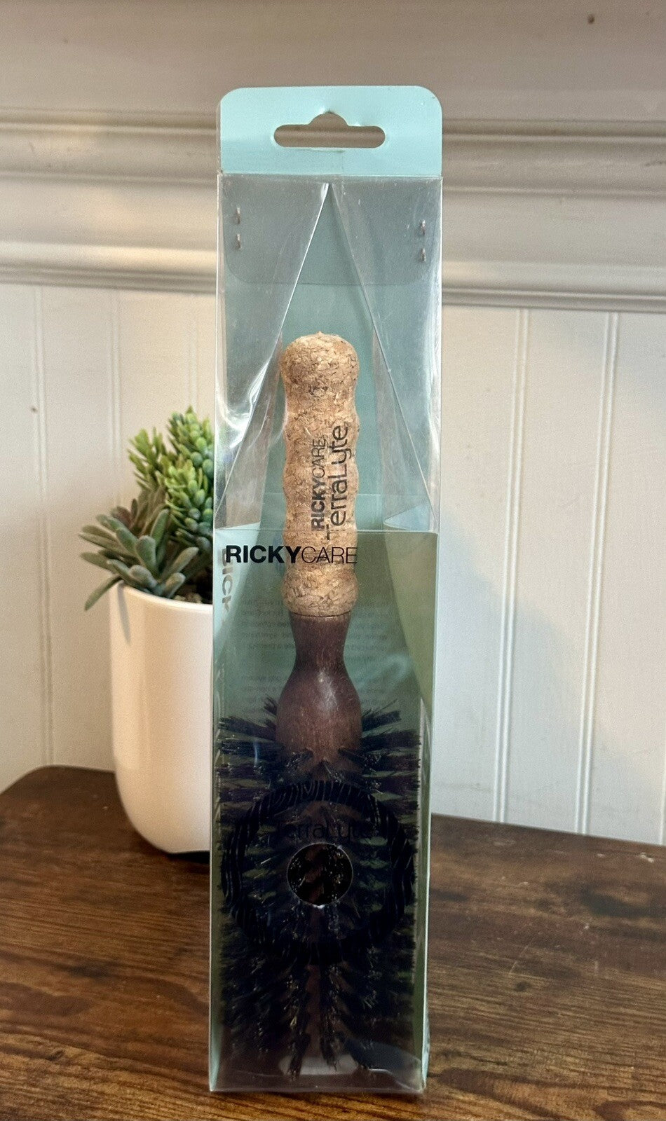 RickyCare Terra Lyte Hair Brush Made in Spain - Lightweight & Gentle