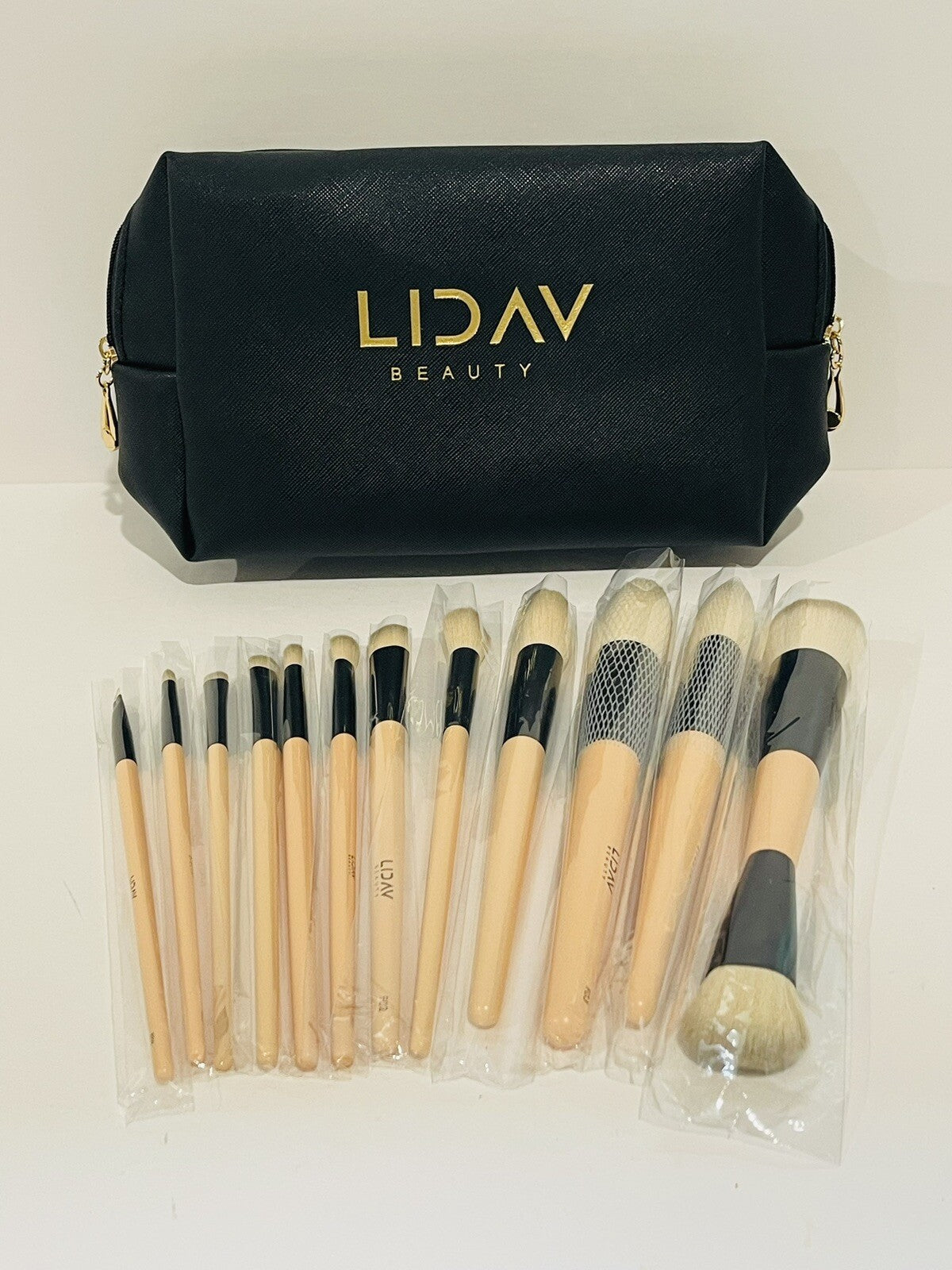 Premium Makeup Brush Set 12 Pcs with Storage Case - Professional Cosmetic Tools