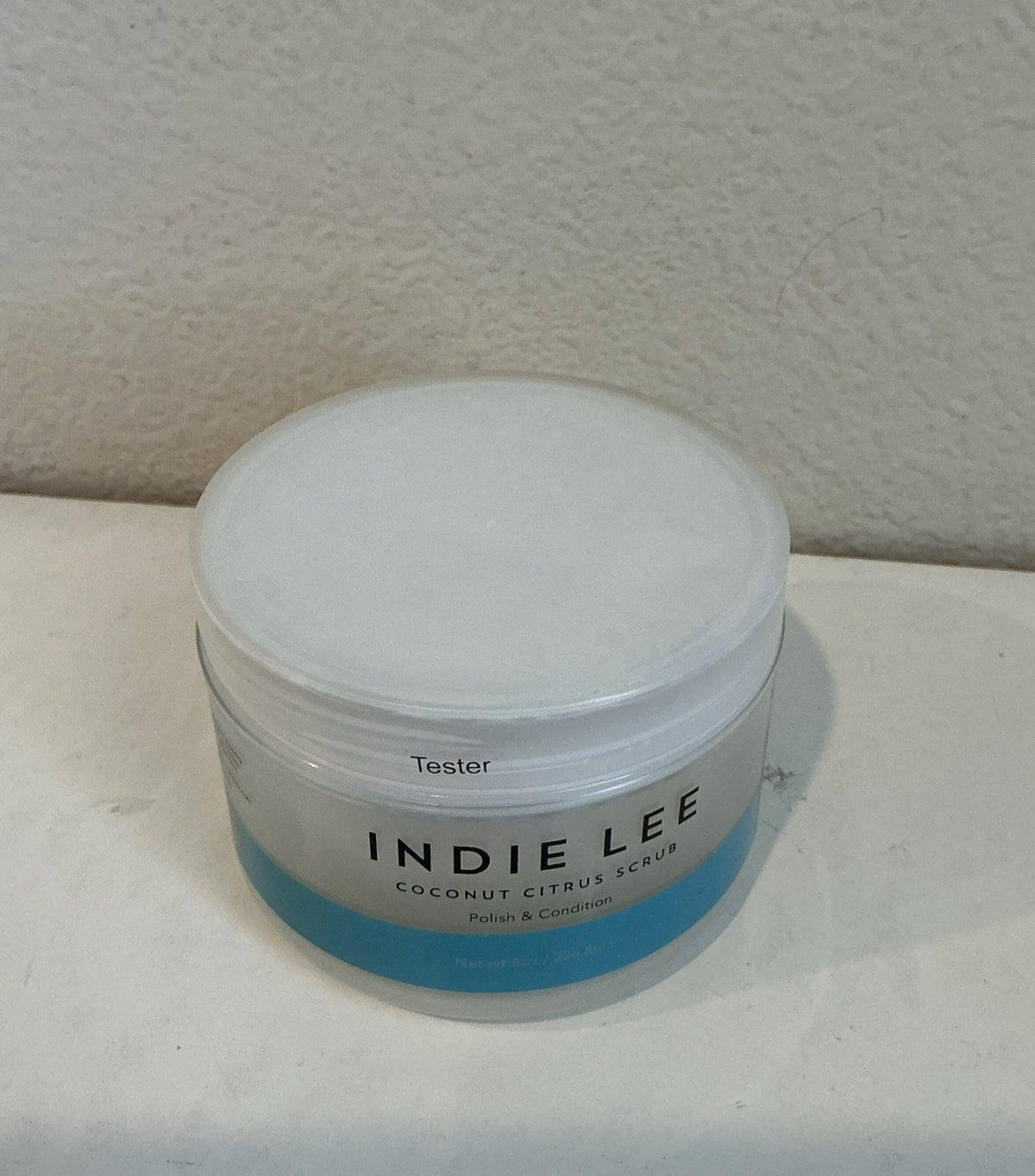 INDIE LEE Coconut Citrus Scrub 8oz Sugarcane & Lemon Balm New