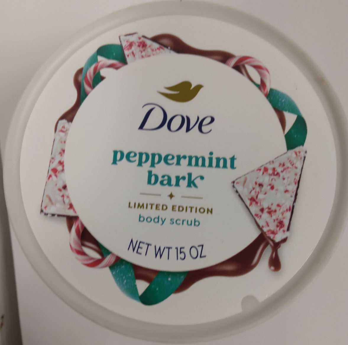 Dove Limited Edition Body Scrub Peppermint Bark 15 oz