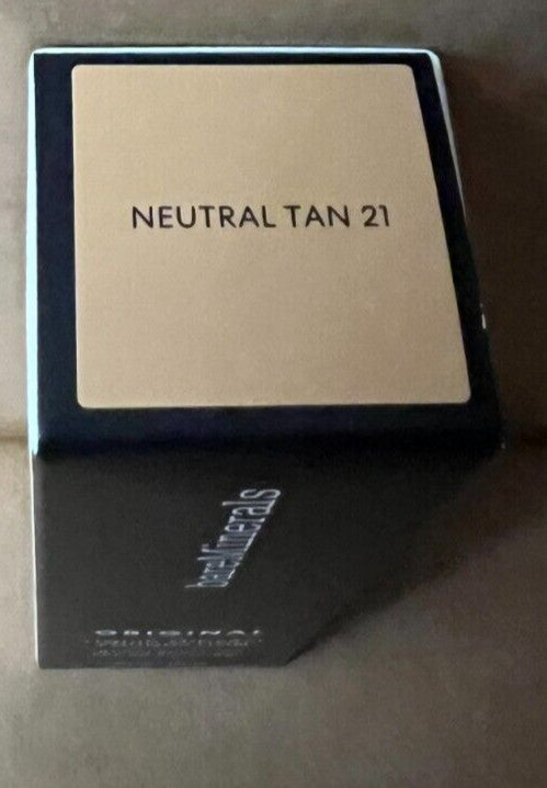 BareMinerals Liquid Mineral Foundation SPF 20 Neutral Tan 21 - Natural Face Makeup