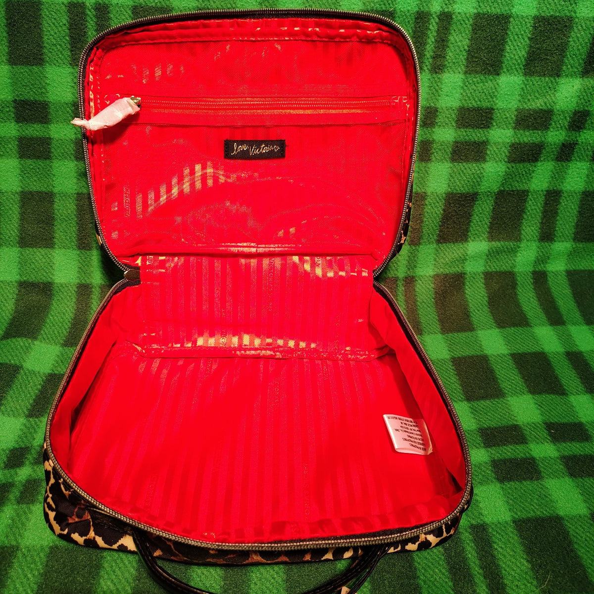 Victoria's Secret Exotic Leopard 3-Piece Makeup Bag Travel Set