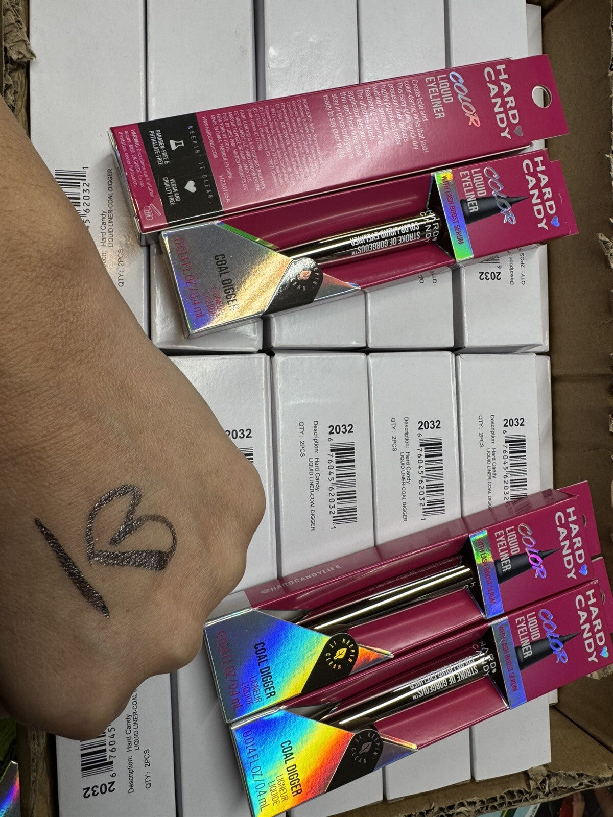 6 Color Liquid Eyeliner Set - Metallic Shimmer, Long-Lasting, Precise Application