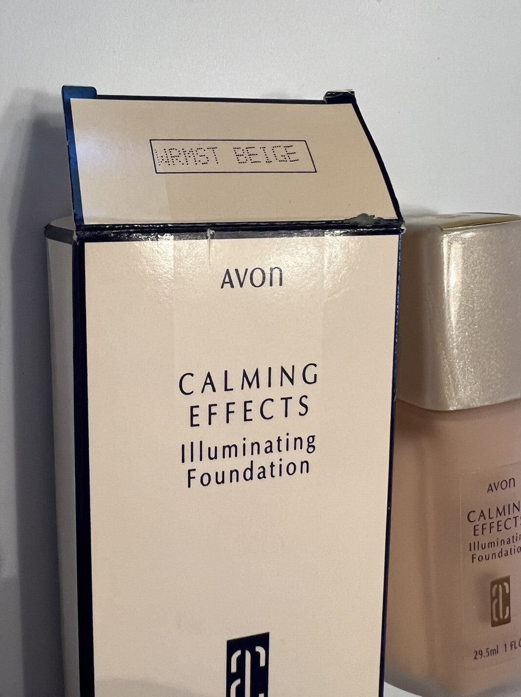 Avon Clear Finish Foundation Porcelain Beige 1oz - Unused Vintage Makeup