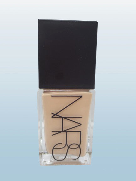 Light Reflecting Foundation Light 1.5 Oz for Flawless Skin - NARS