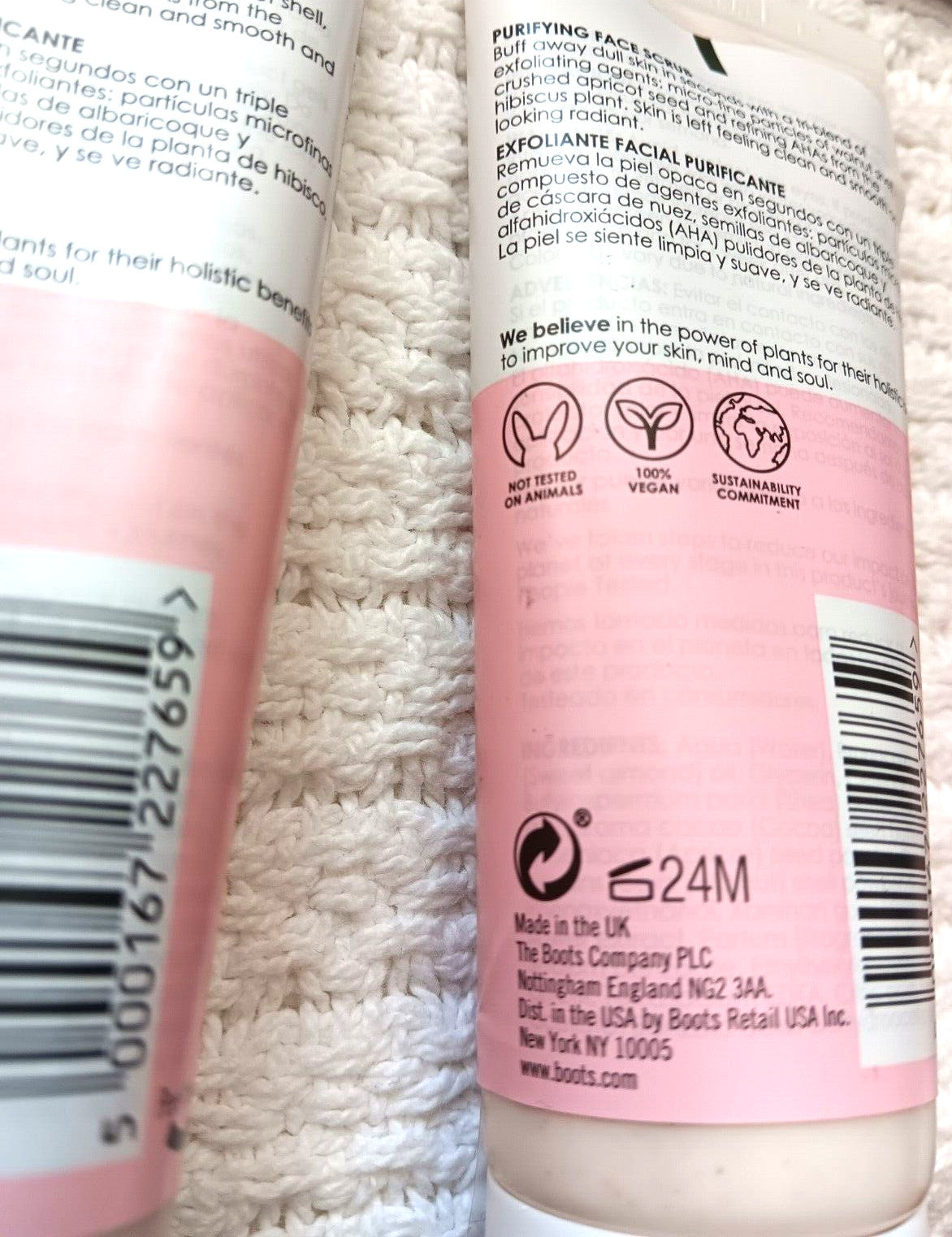 Hibiscus Face Scrub & Sheet Mask Set for Skin Refreshing - Botanics