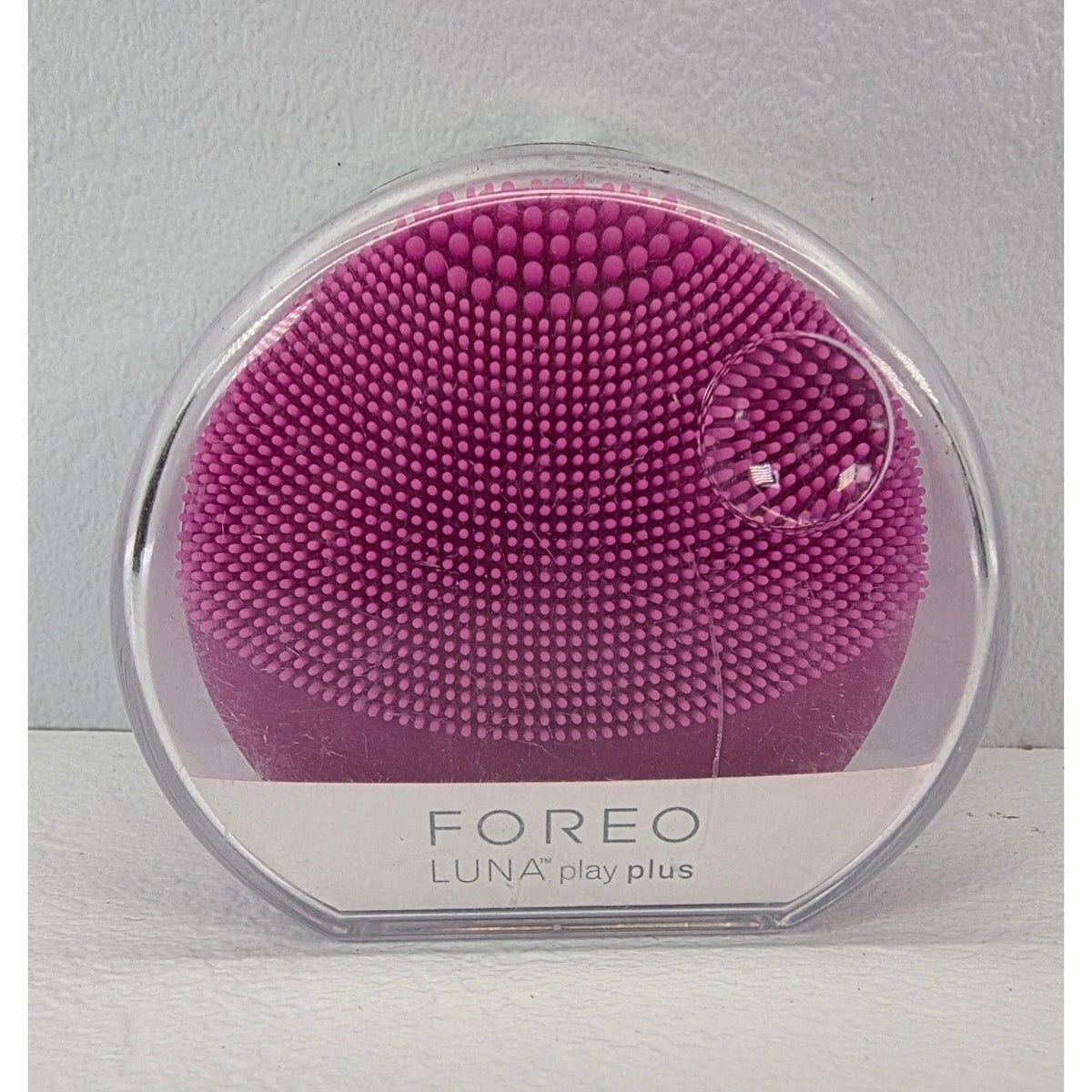 Foreo Luna Play Plus Purple Facial Cleansing Device - Travel Size