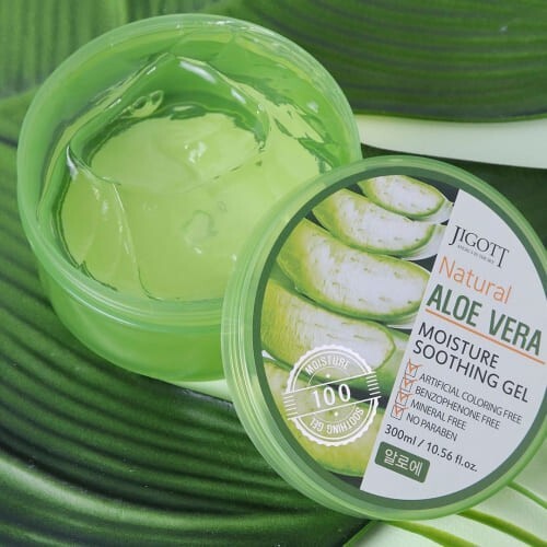 [JIGOTT] Natural Aloe Vera 100% Moisture Soothing Gel - 300 ml /