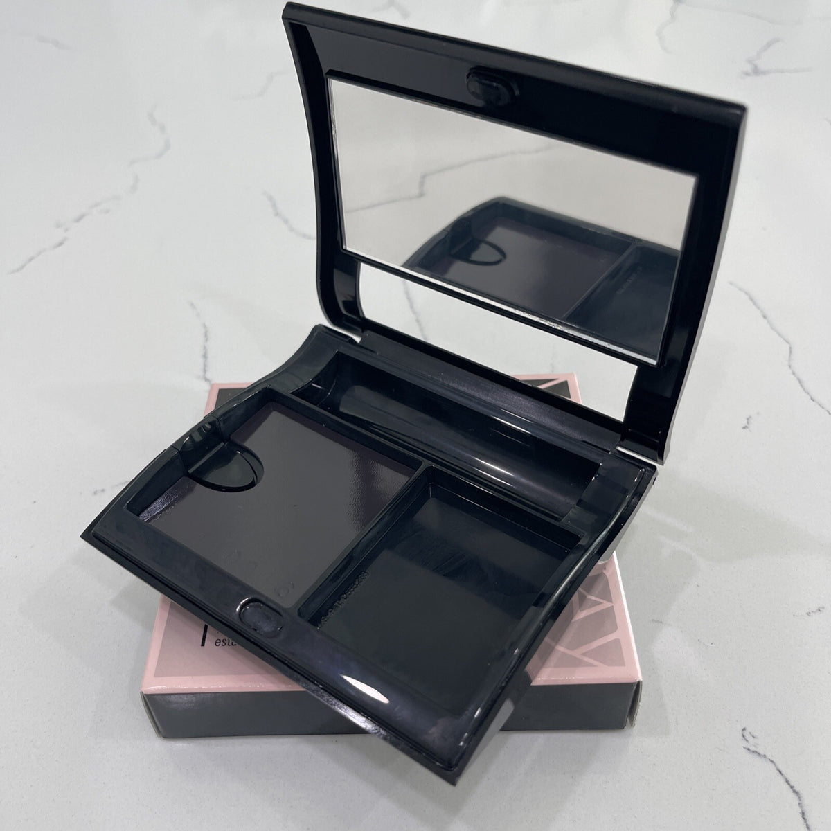 Magnetic Makeup Case Compact Empty Black Portable Storage