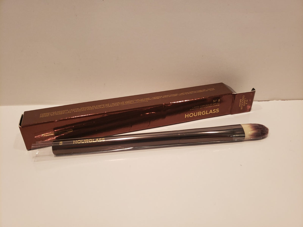 Large Concealer Brush - Professional Makeup Brush for Face & Eyes