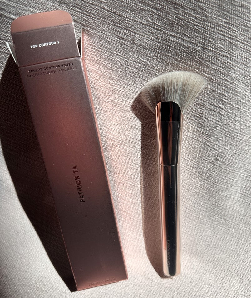 Professional Contour Makeup Brush for Face Sculpting & Blending