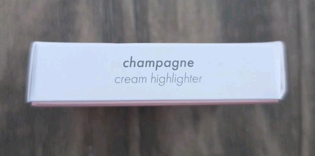 Cream Highlighter in Champagne - Subtl Stak Refills 0.10 oz