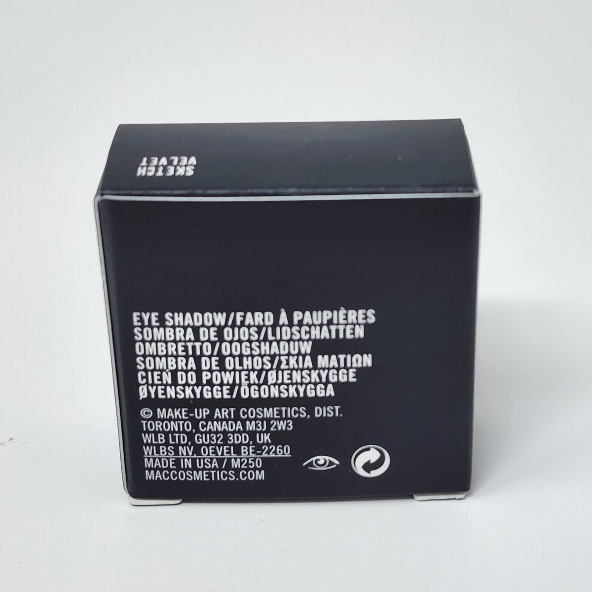 MAC Sketch Velvet Eye Shadow - Full Size