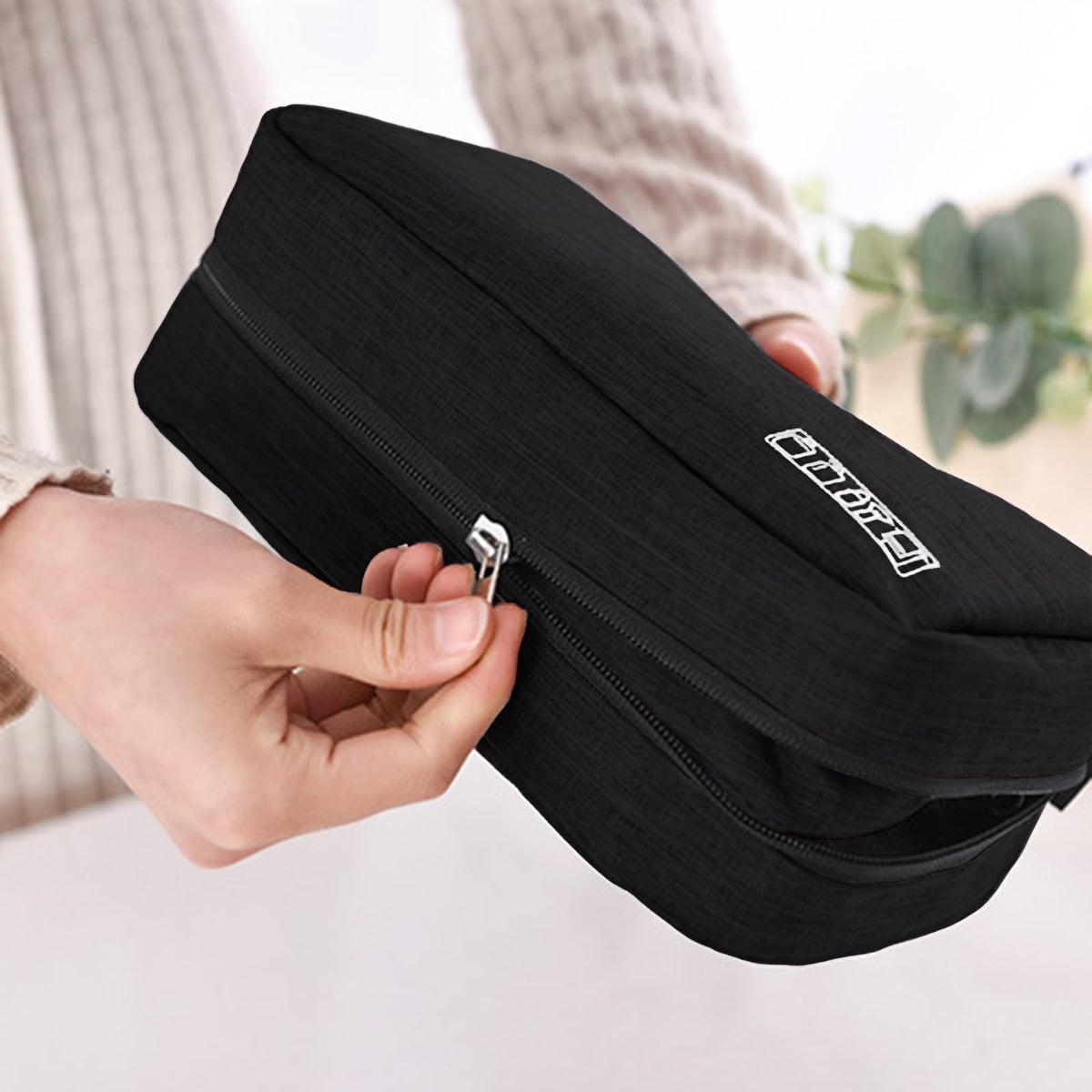 Large Travel Toiletry Bag Hanging Organizer – Waterproof Nylon, 9x3x6 in, Black