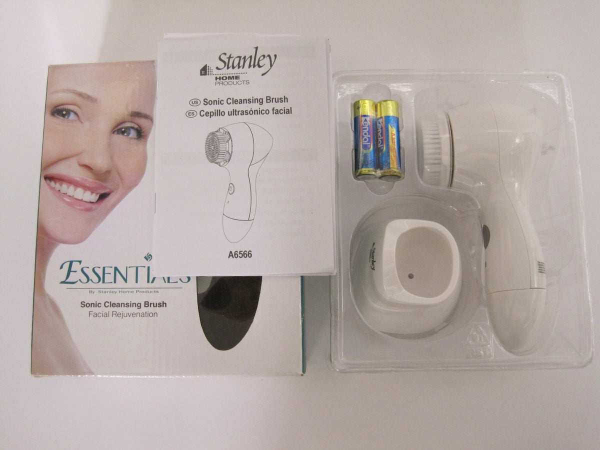 Sonic Facial Cleansing Brush with Batteries - Rejuvenate Skin