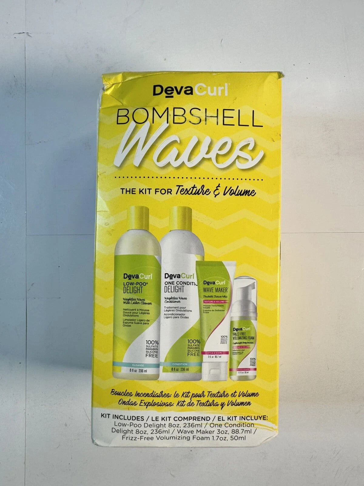 DevaCurl Bombshell Waves Kit For Texture & Volume Hydrated Natural