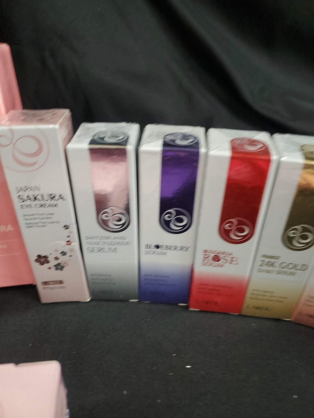 Sakura Women's Beauty Gift Set - Skin Care Lotion Serum Masks & More, 25 Pieces