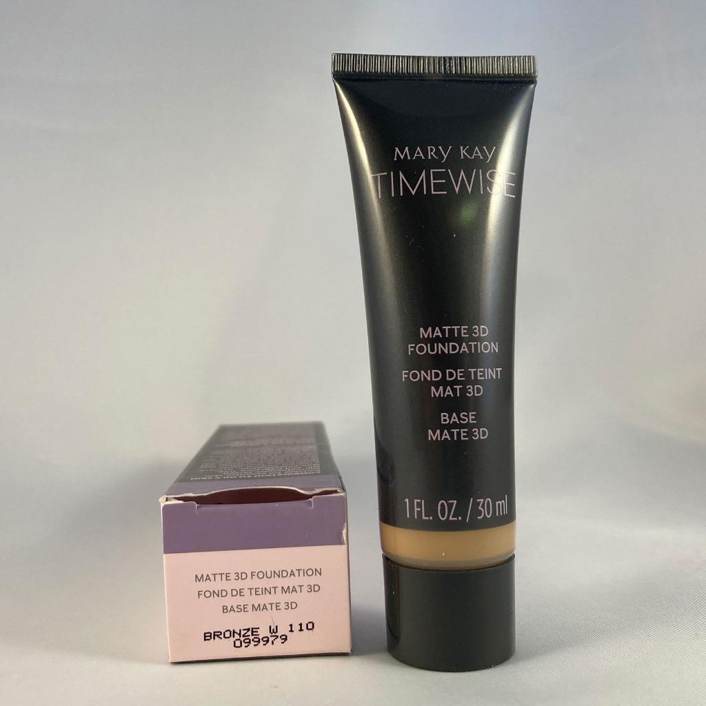 Matte Liquid Foundation for Oily Skin - Custom Shade Selection, Long-Lasting Coverage