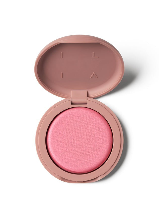 Blurring Blush Powder - Soft Focus, Long-Lasting, Hydrating & Buildable