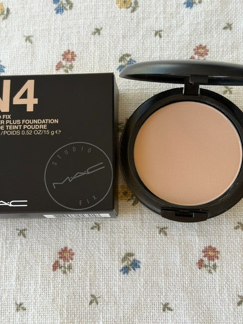 MAC Studio Fix Powder Plus Foundation - Full Coverage Matte Face Powder