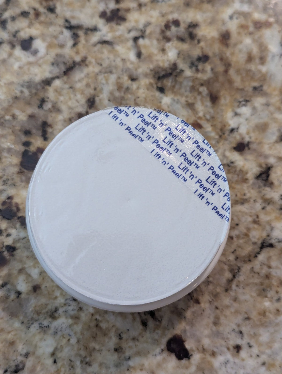 First Aid Beauty Facial Radiance Pads For Sensitive Skin 28