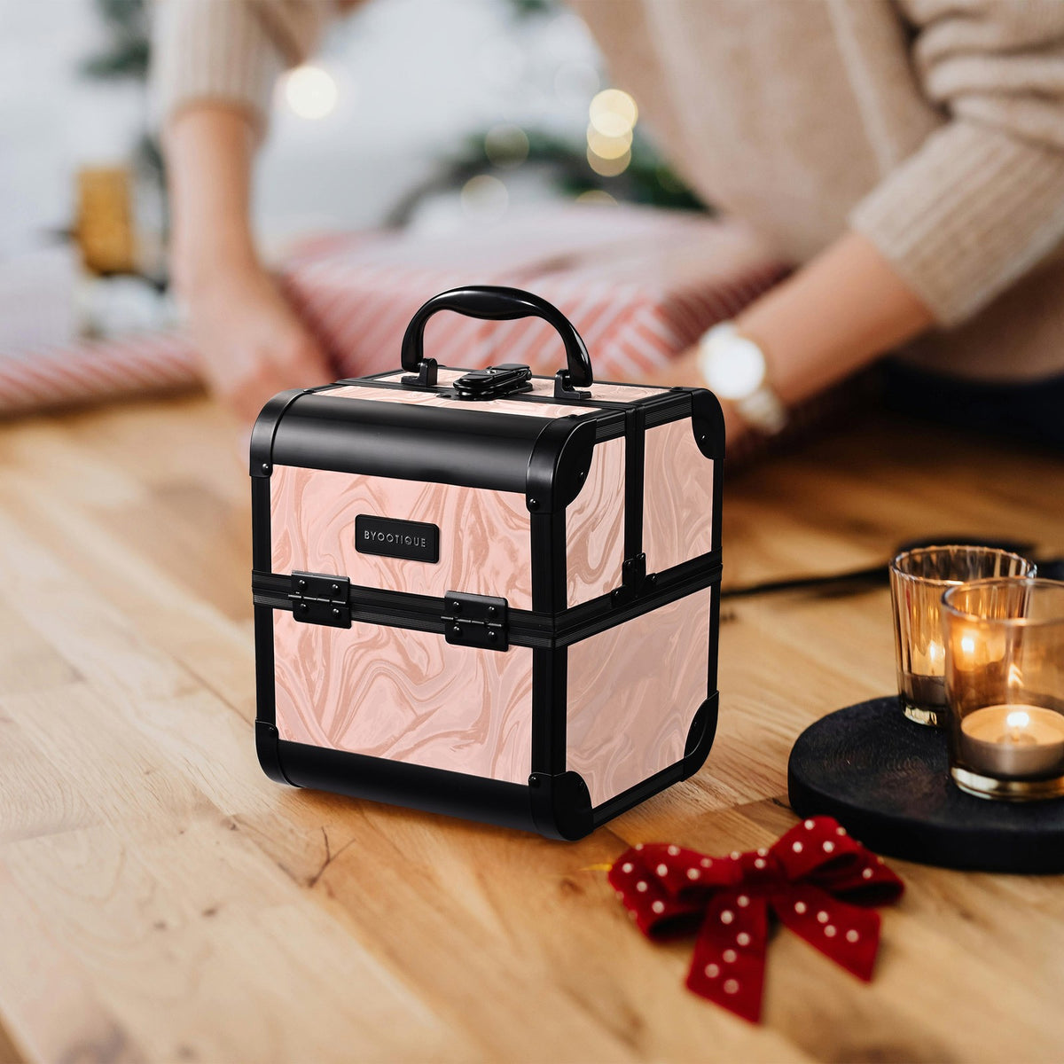 Makeup Train Case Organizer with Mirror & Extendable Trays - Pink Wavy Pattern