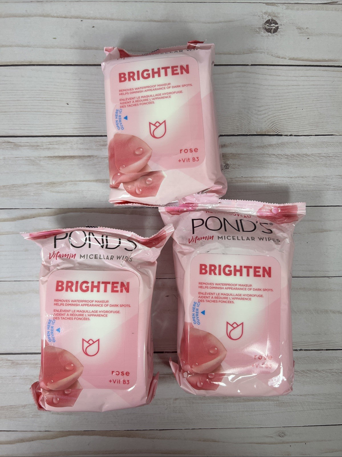 Pond's Brightening Vitamin Micellar Wipes Rose & B3 3-Pack - Makeup Remover