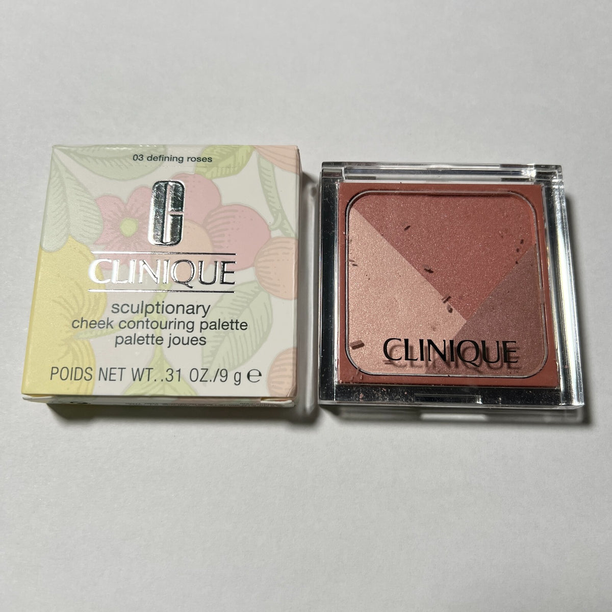 Clinique Cheek Contouring Palette Shade 03 Defining Roses Face Makeup