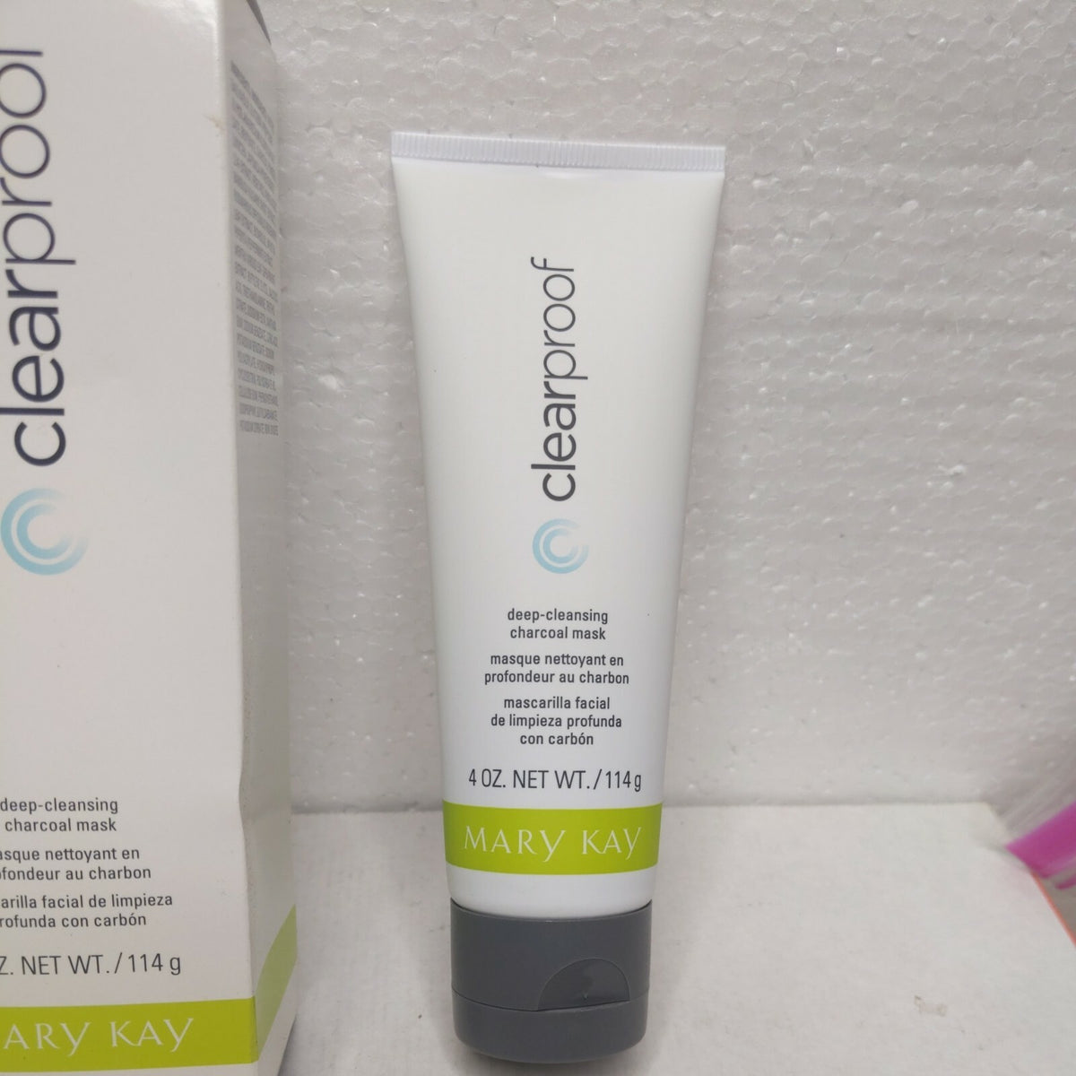 Deep Cleansing Charcoal Face Mask for Clear Skin - Acne & Pores