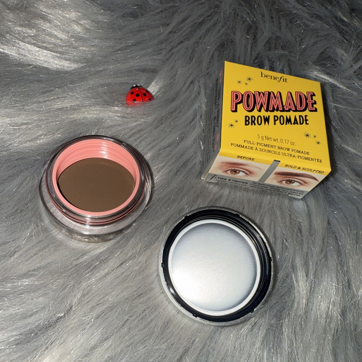 Benefit Powmade Brow Pomade 3.5 Neutral Medium Brown - Waterproof & Long-Lasting