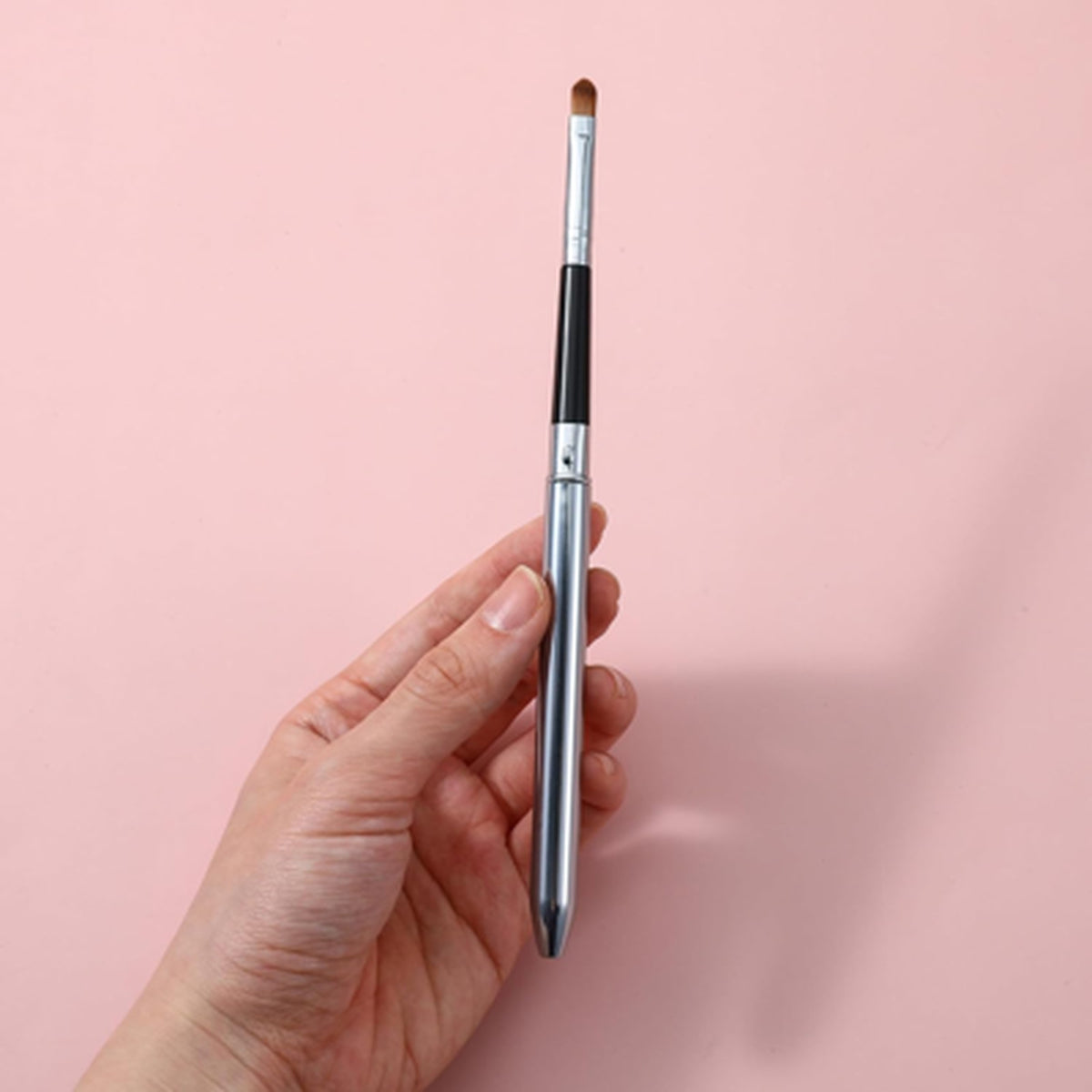 Retractable Lip Brush Set - 6 Silver Makeup Applicators for Precise Lipstick & Gloss
