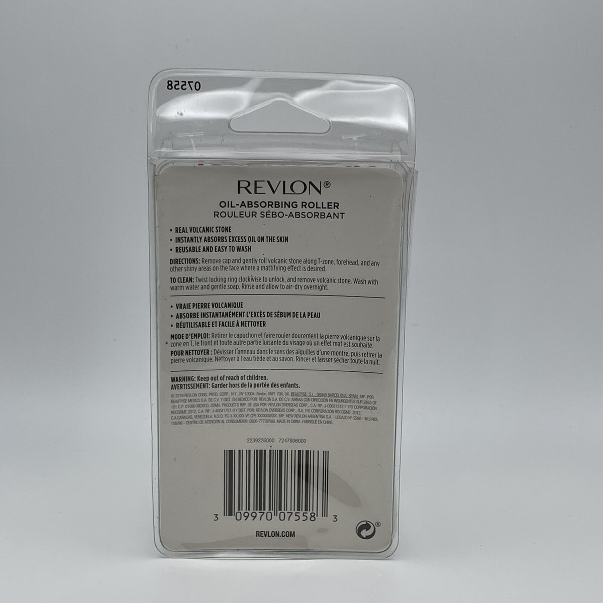 Oil-Absorbing Makeup Roller for Oily Skin, Reusable & Portable