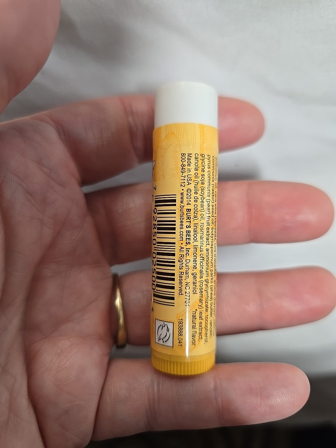 Natural Moisturizing Lip Balm with Coconut & Pear – Beeswax & 100% Organic
