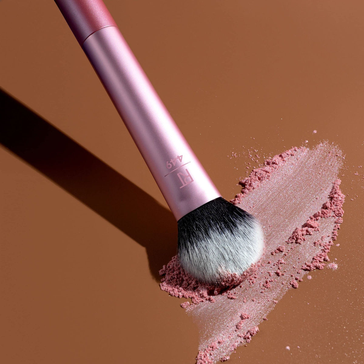 Tapered Makeup Brush for Blush, Highlighter & Contour - Vegan Synthetic